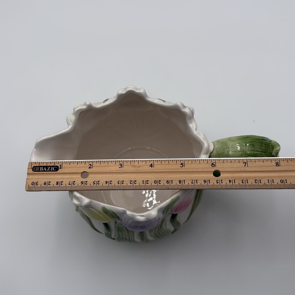 Floral Ceramic Vase with Multicolor Tulip Design - Picture 15 of 16